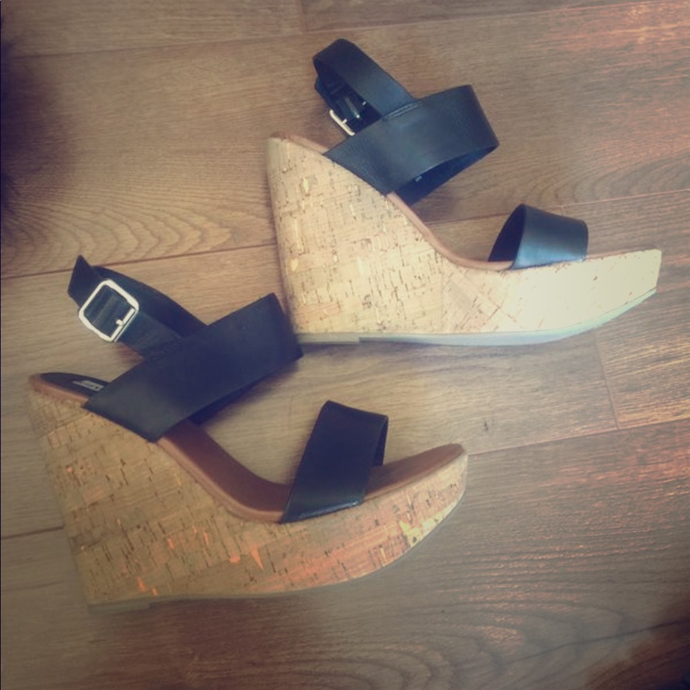 Steve Madden Esme wedges